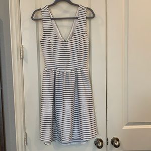 Stunning white and navy striped dress